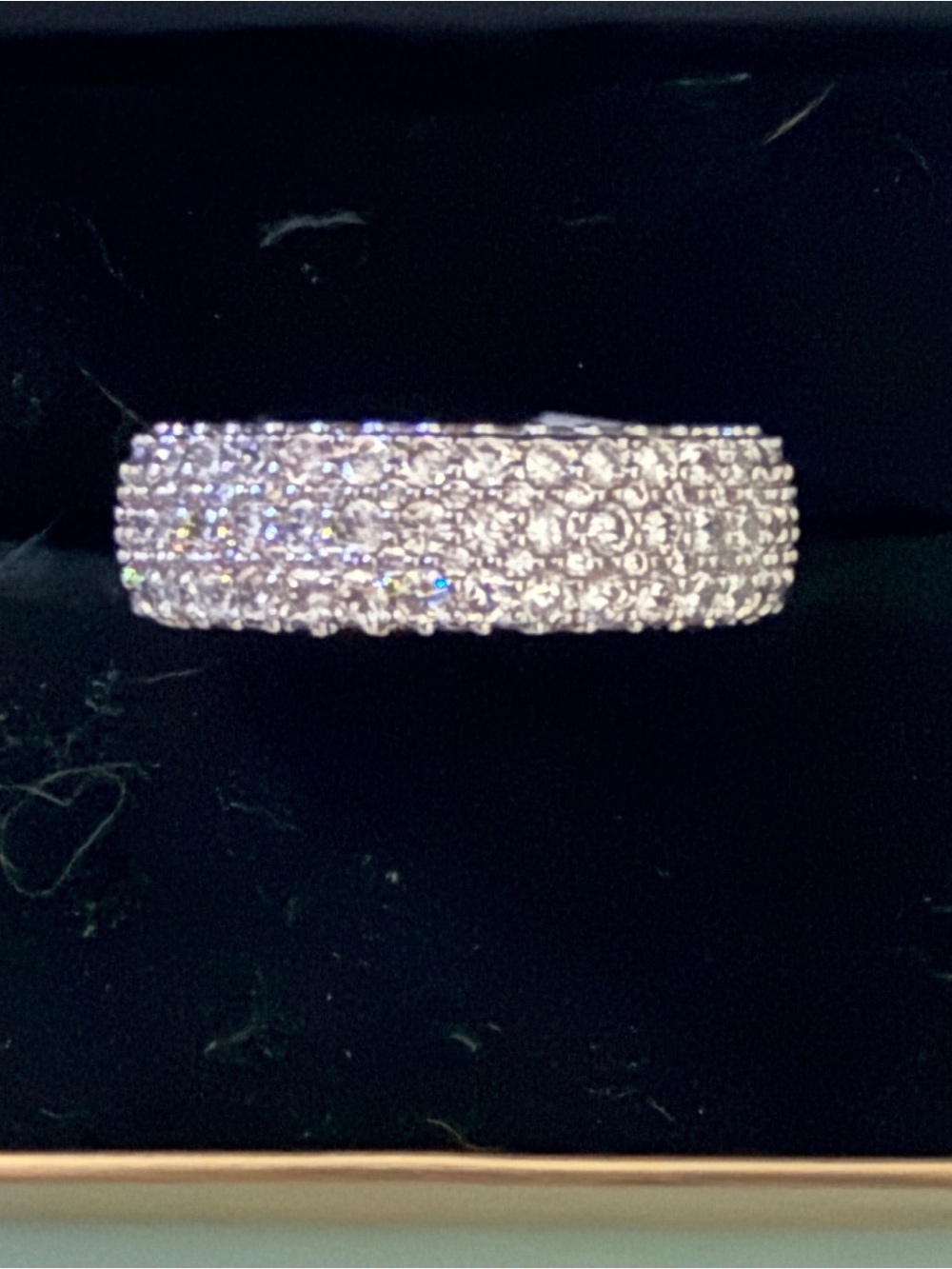 Unisex Sparkling Pavé Moissanite Wide Band Ring